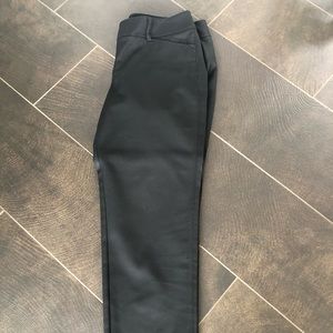 White House Black Market Black Slim Ankle Pant